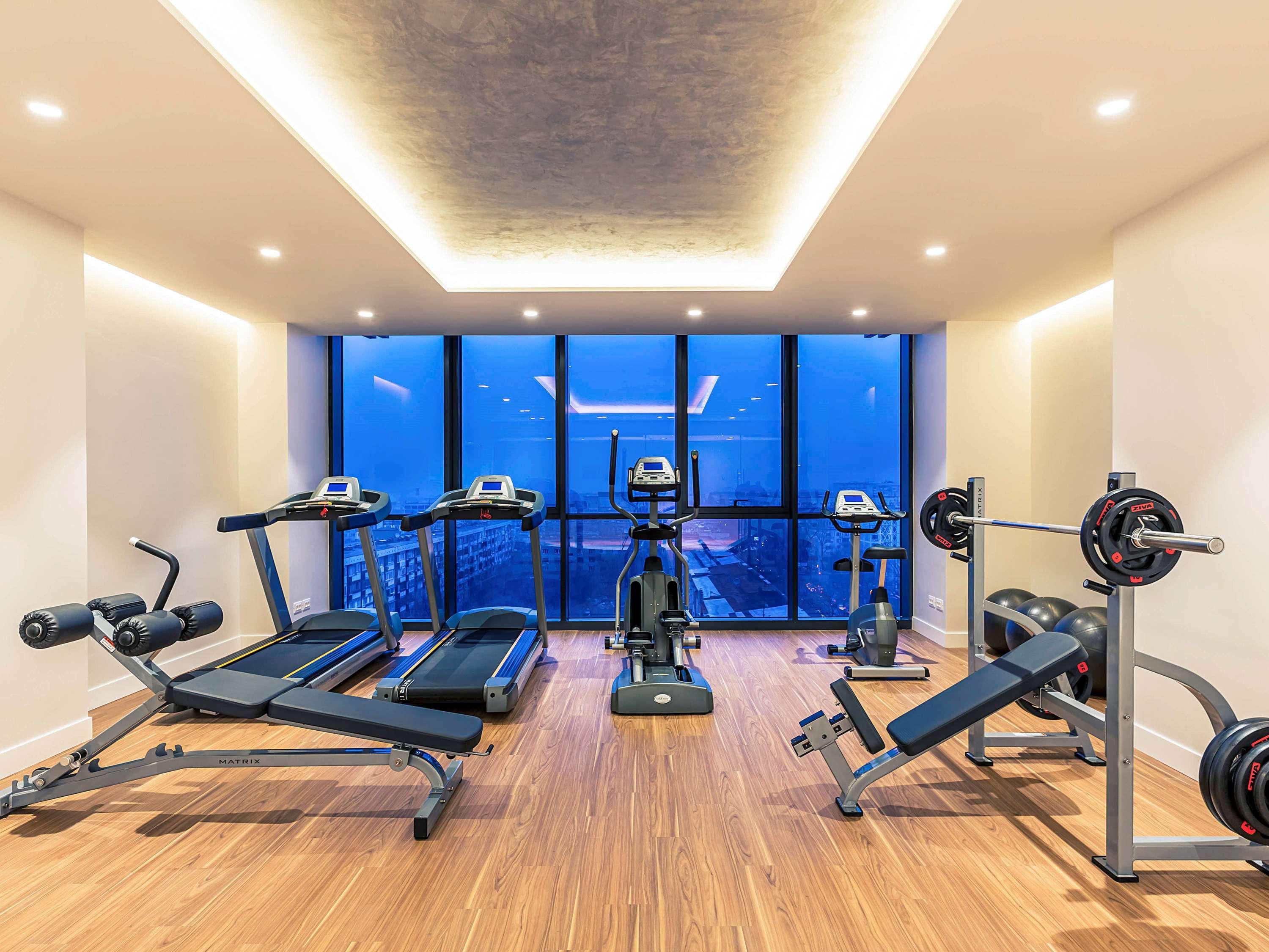 Mercure Almaty City Center Bagian luar foto