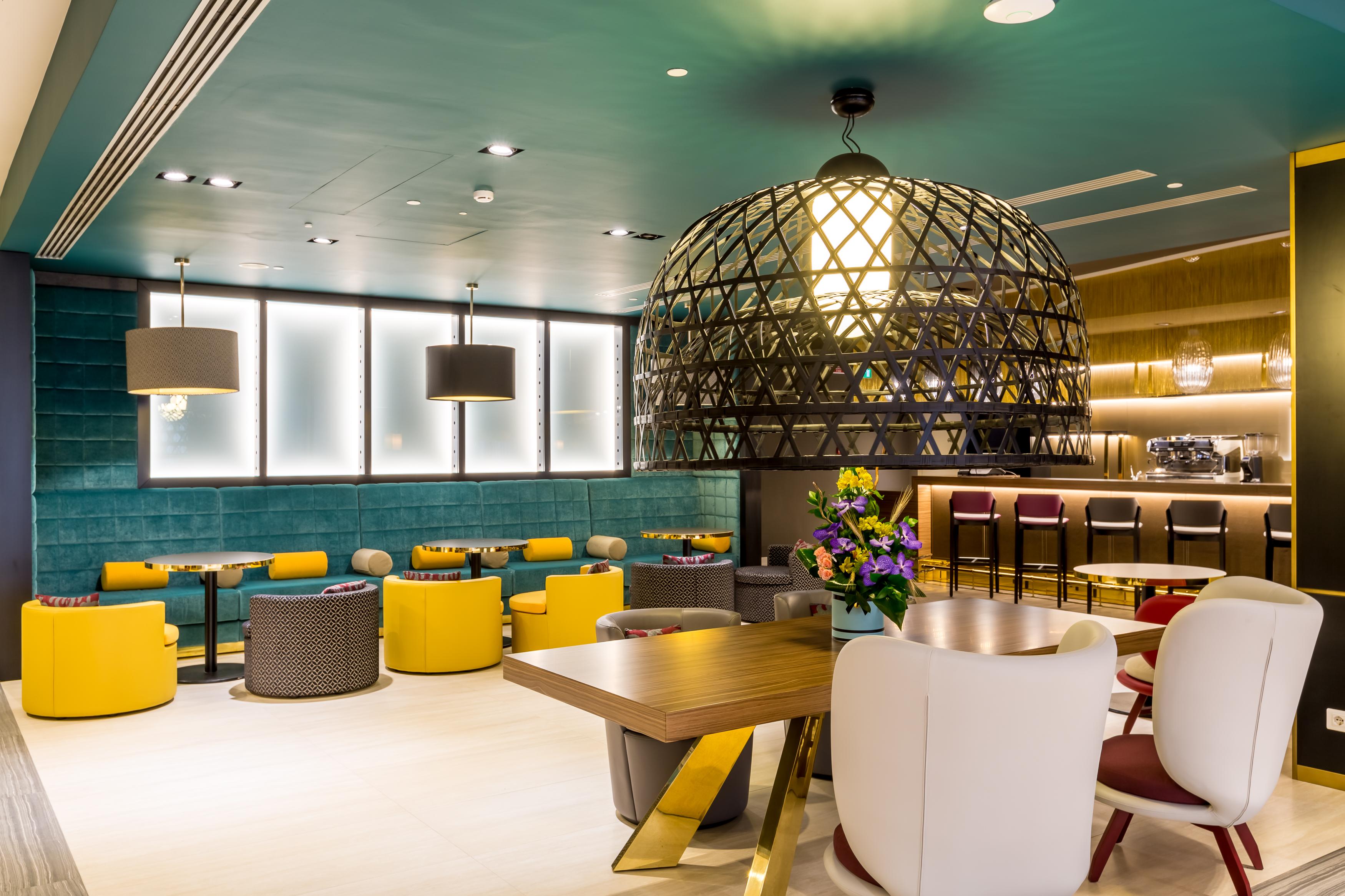 Mercure Almaty City Center Bagian luar foto