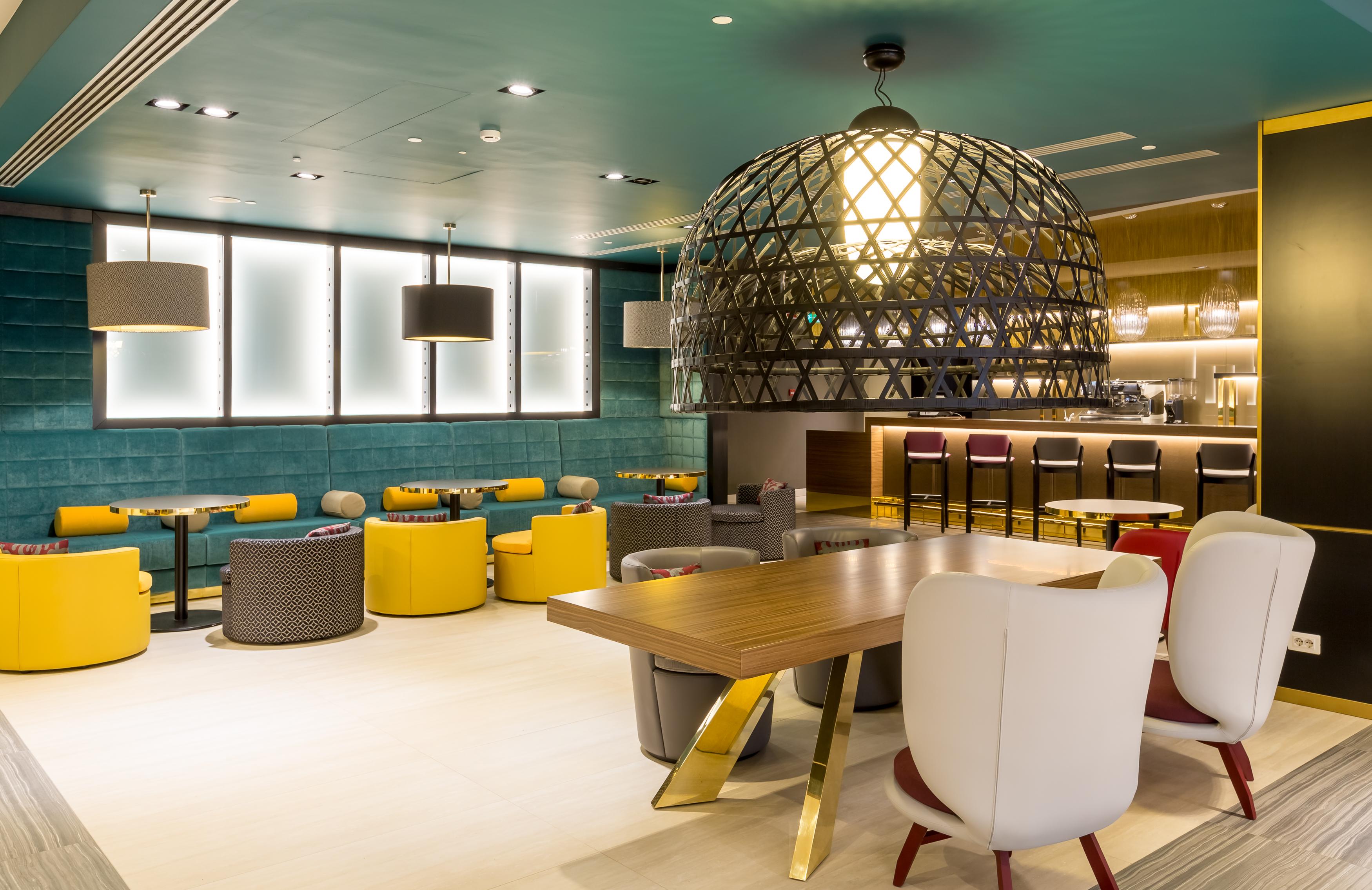 Mercure Almaty City Center Bagian luar foto