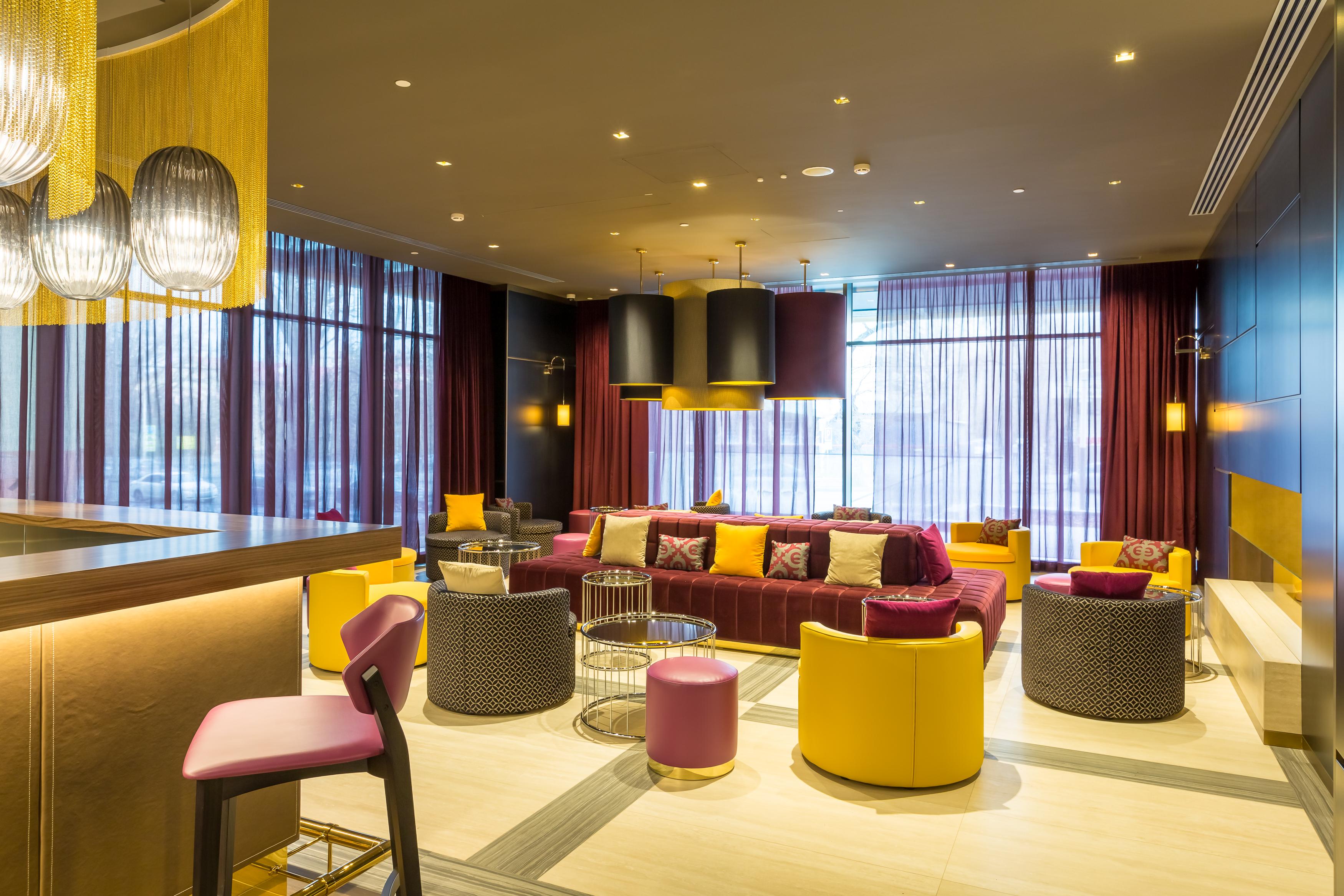 Mercure Almaty City Center Bagian luar foto