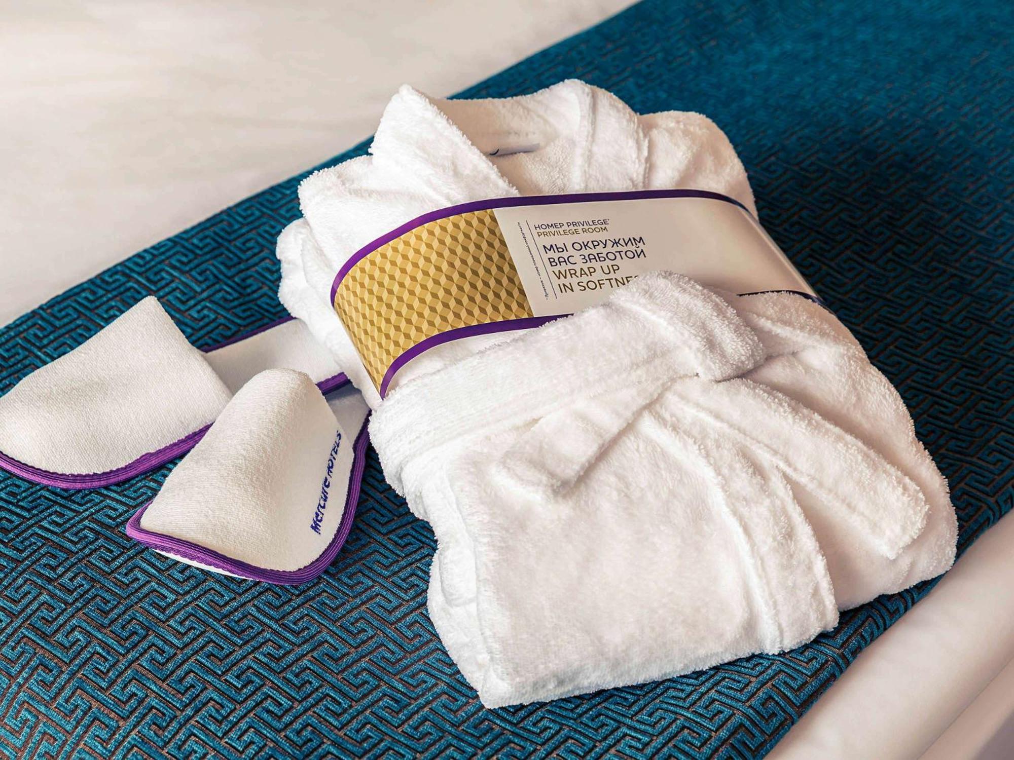 Mercure Almaty City Center Bagian luar foto